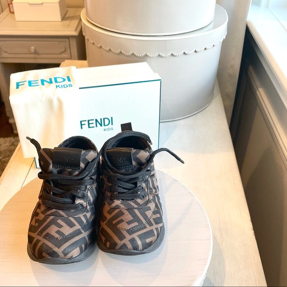 Fendi Beige Neoprene Trainers - Picture 5 of 7